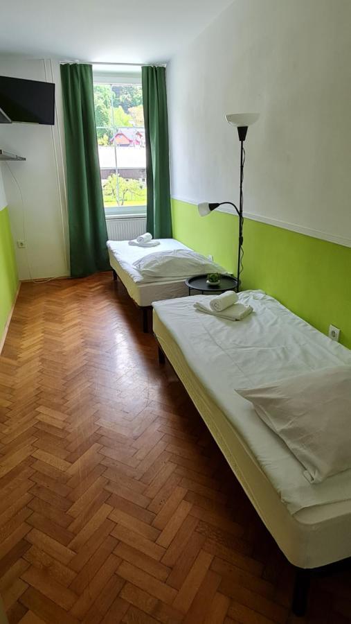Guesthouse Osvald 지로브니차 외부 사진