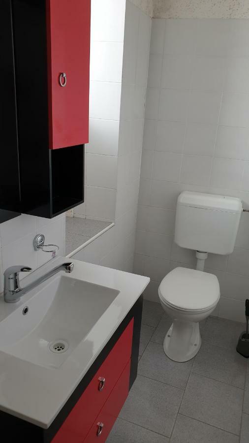 Guesthouse Osvald 지로브니차 외부 사진