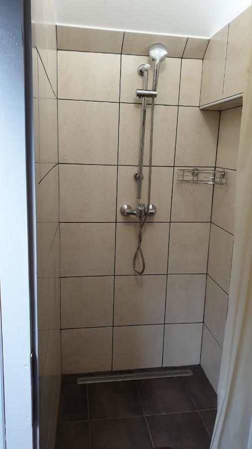 Guesthouse Osvald 지로브니차 외부 사진
