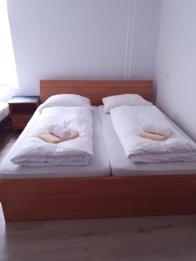 Guesthouse Osvald 지로브니차 외부 사진