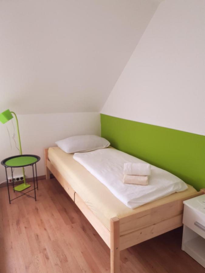 Guesthouse Osvald 지로브니차 외부 사진