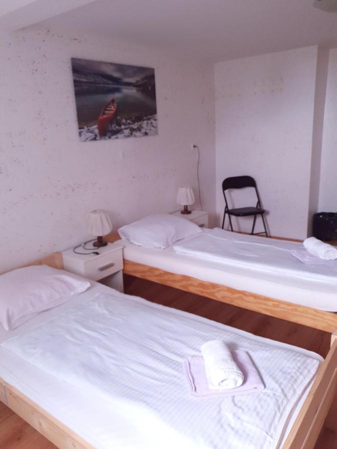 Guesthouse Osvald 지로브니차 외부 사진